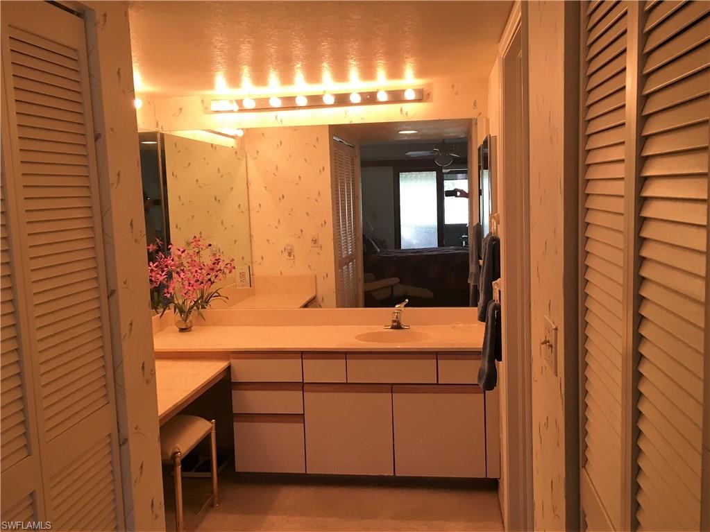 OAKMONT VILLAGE - Residential