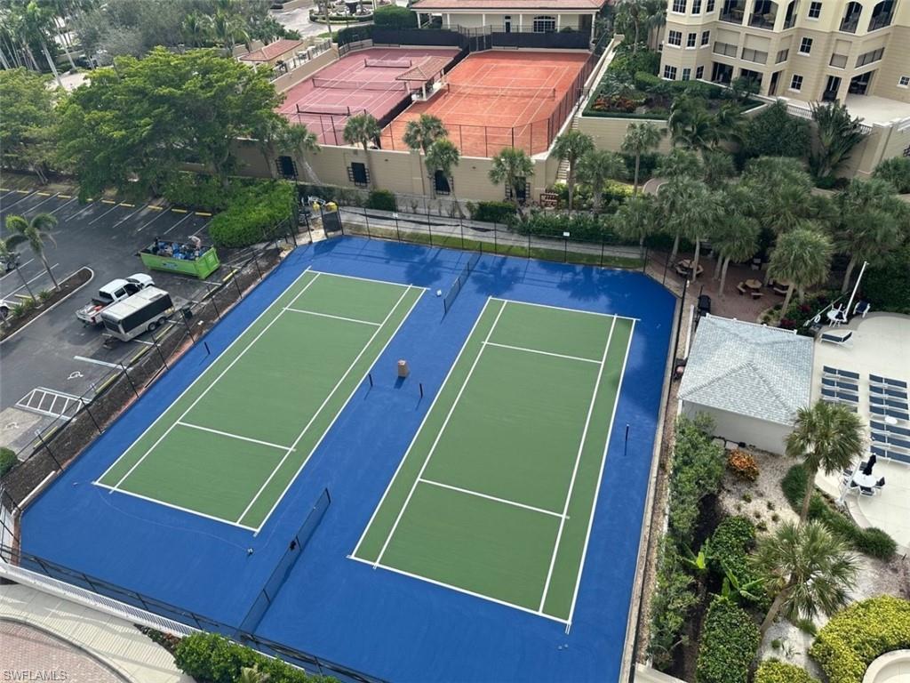 ROYAL SEAFARER - Residential