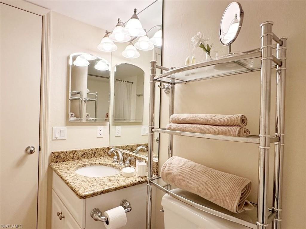 ROYAL SEAFARER - Residential