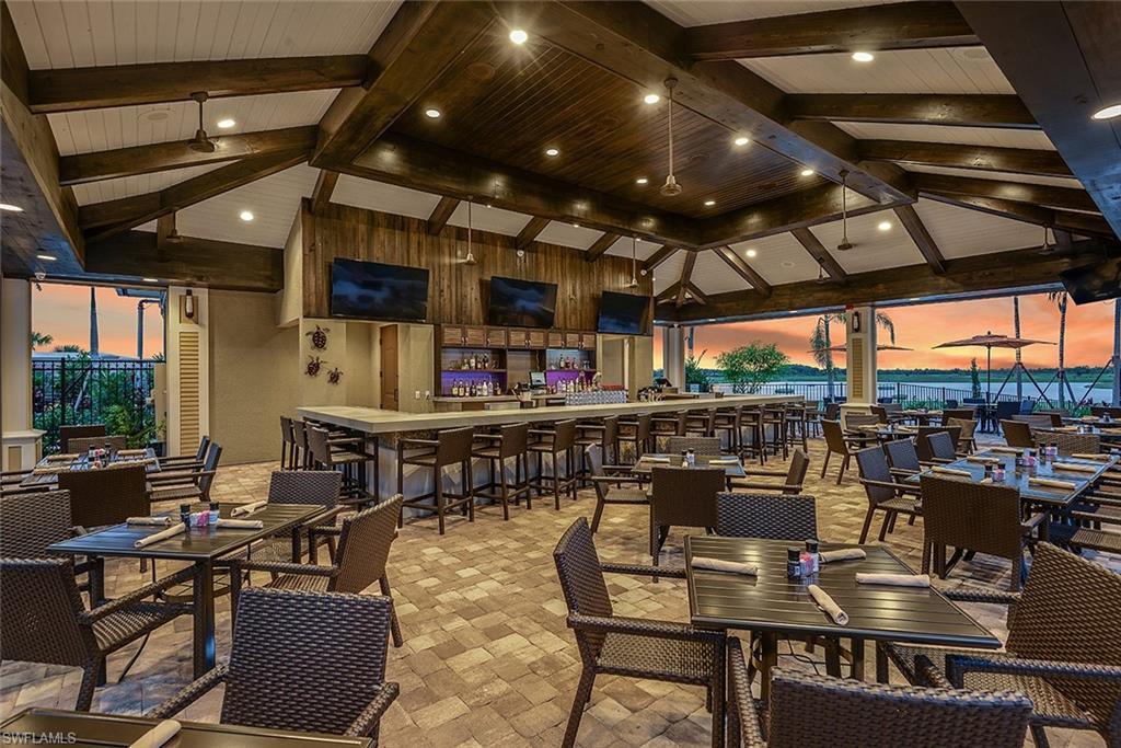 ESPLANADE - Residential