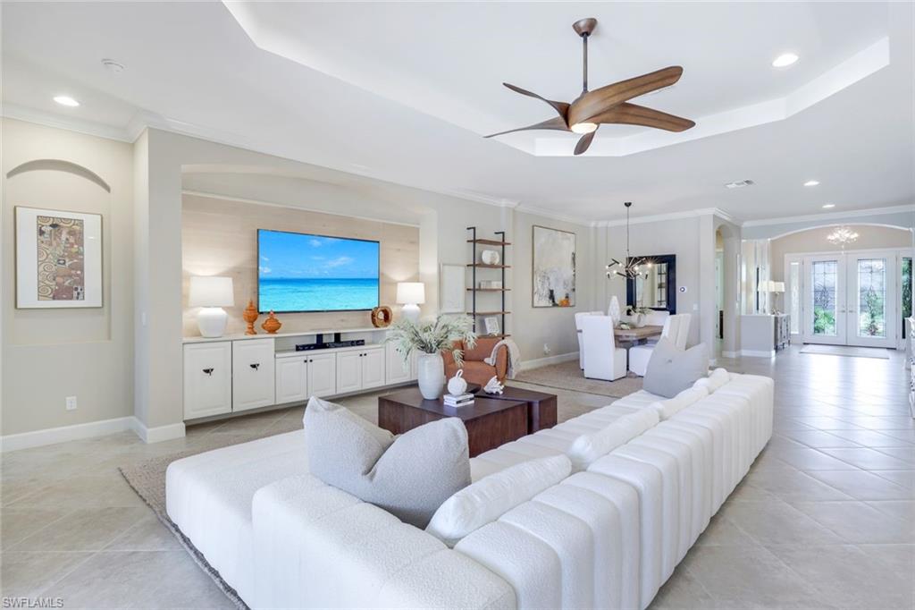 ESPLANADE - Residential