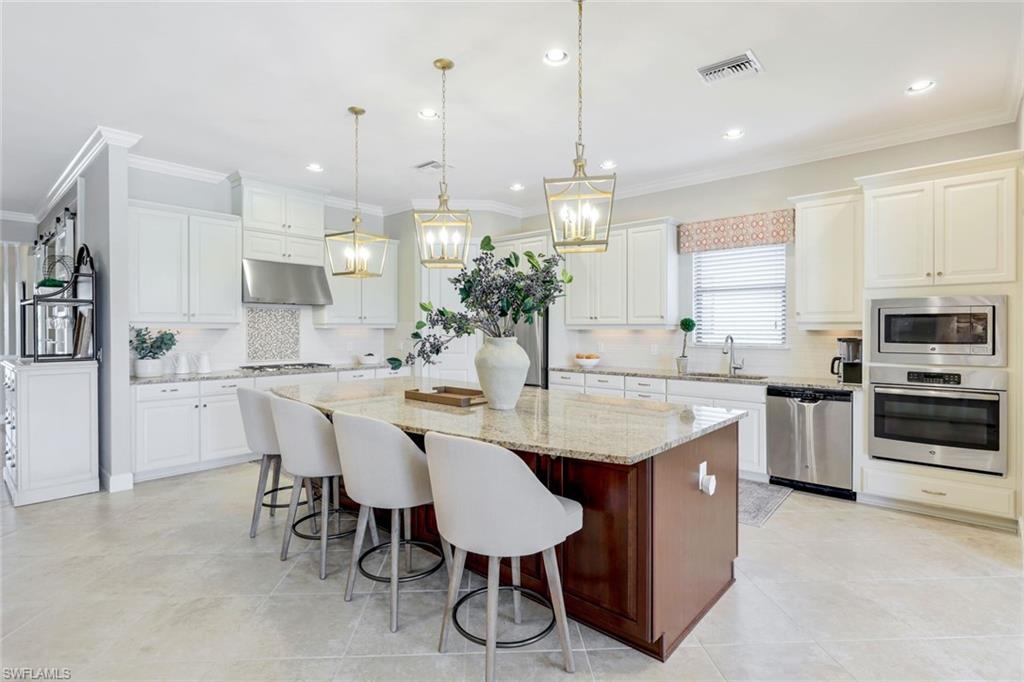 ESPLANADE - Residential