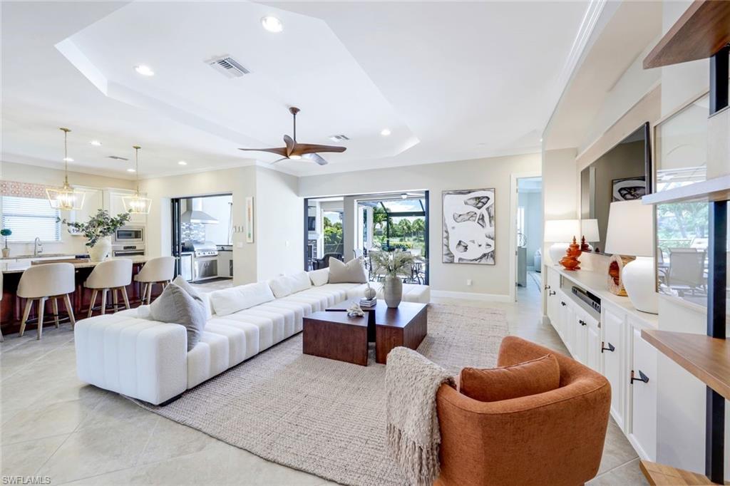 ESPLANADE - Residential