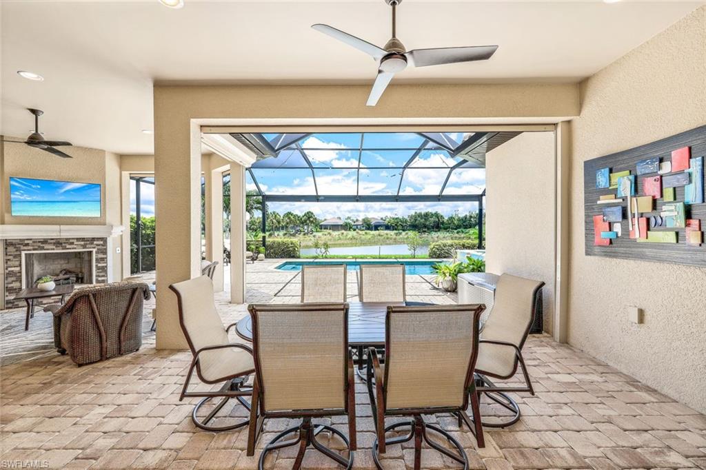 ESPLANADE - Residential