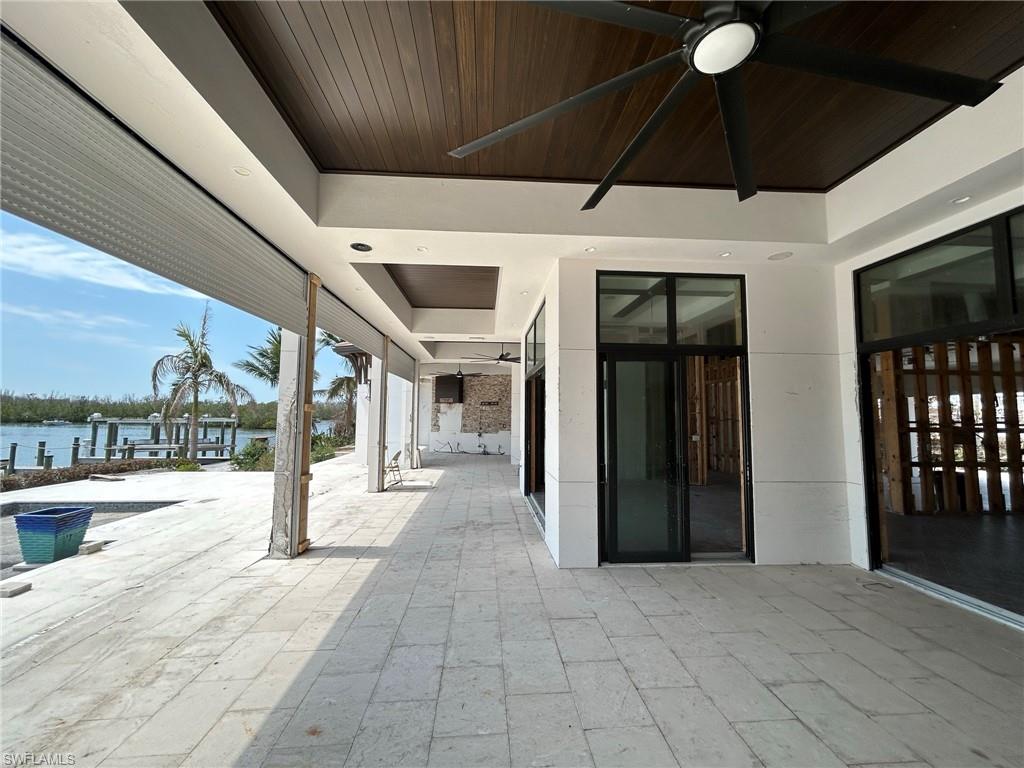 SIESTA ISLES - Residential