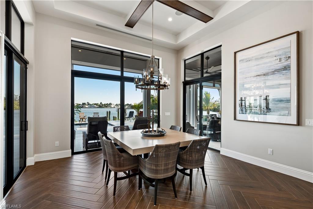 SIESTA ISLES - Residential