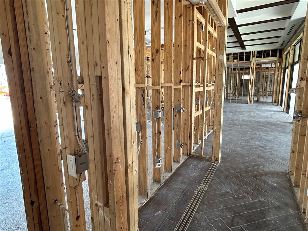 SIESTA ISLES - Residential