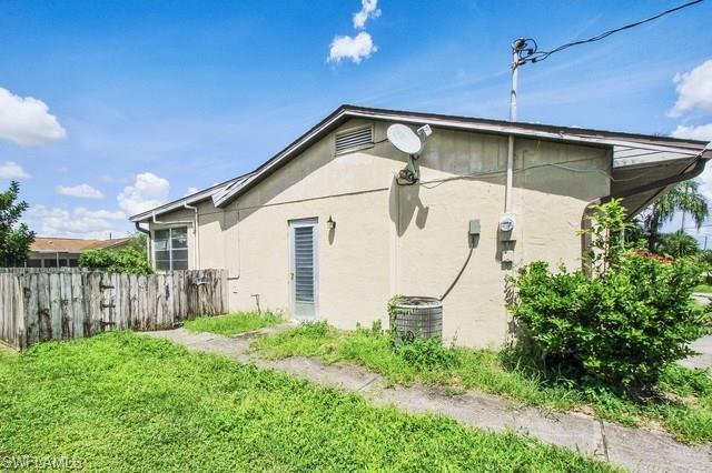 CAPE CORAL - Residential