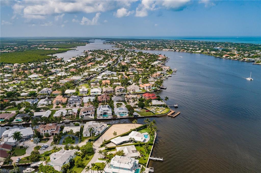 ROYAL HARBOR - Residential