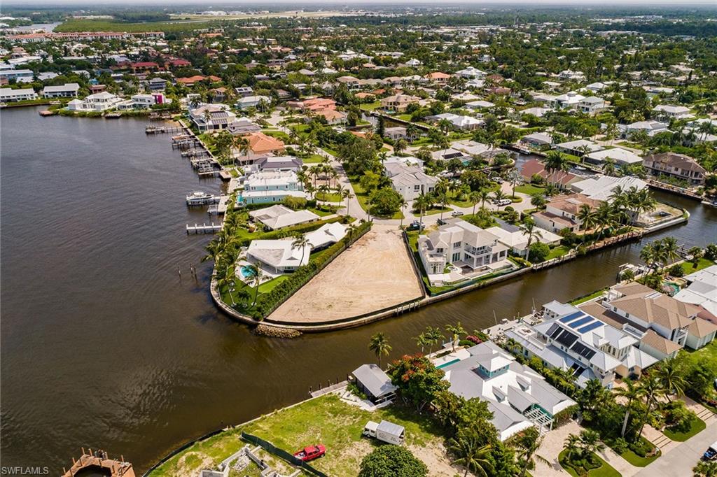 ROYAL HARBOR - Residential