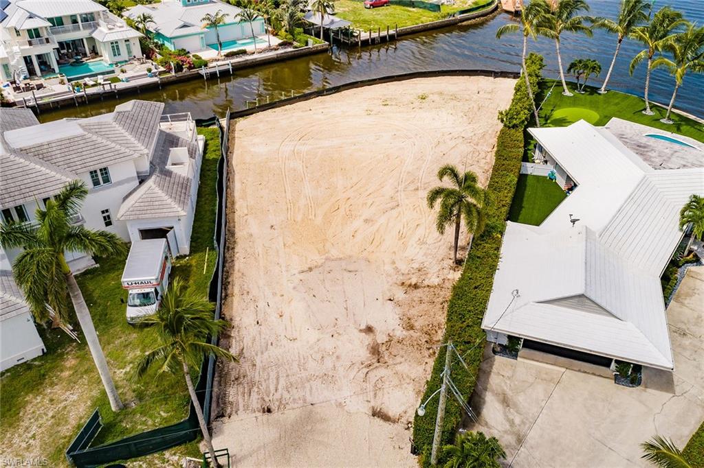 ROYAL HARBOR - Residential