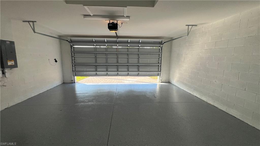 CAPE CORAL - Residential Lease