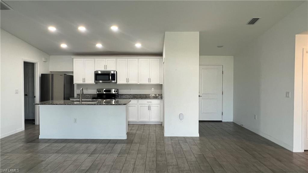 CAPE CORAL - Residential Lease