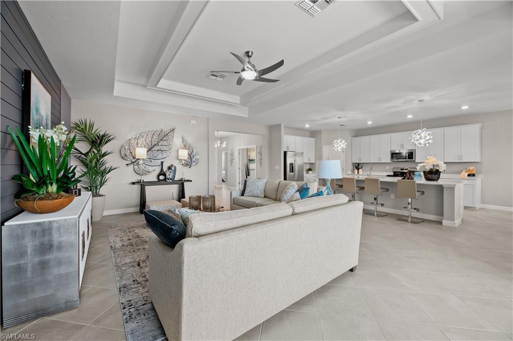 MAPLE POINT - Residential