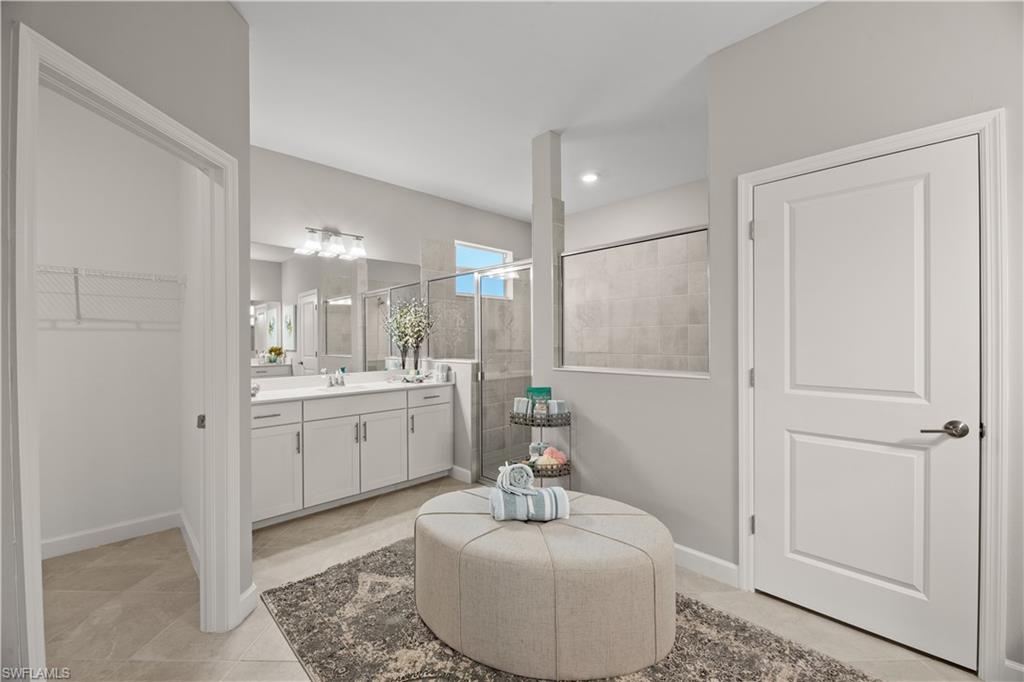 MAPLE POINT - Residential