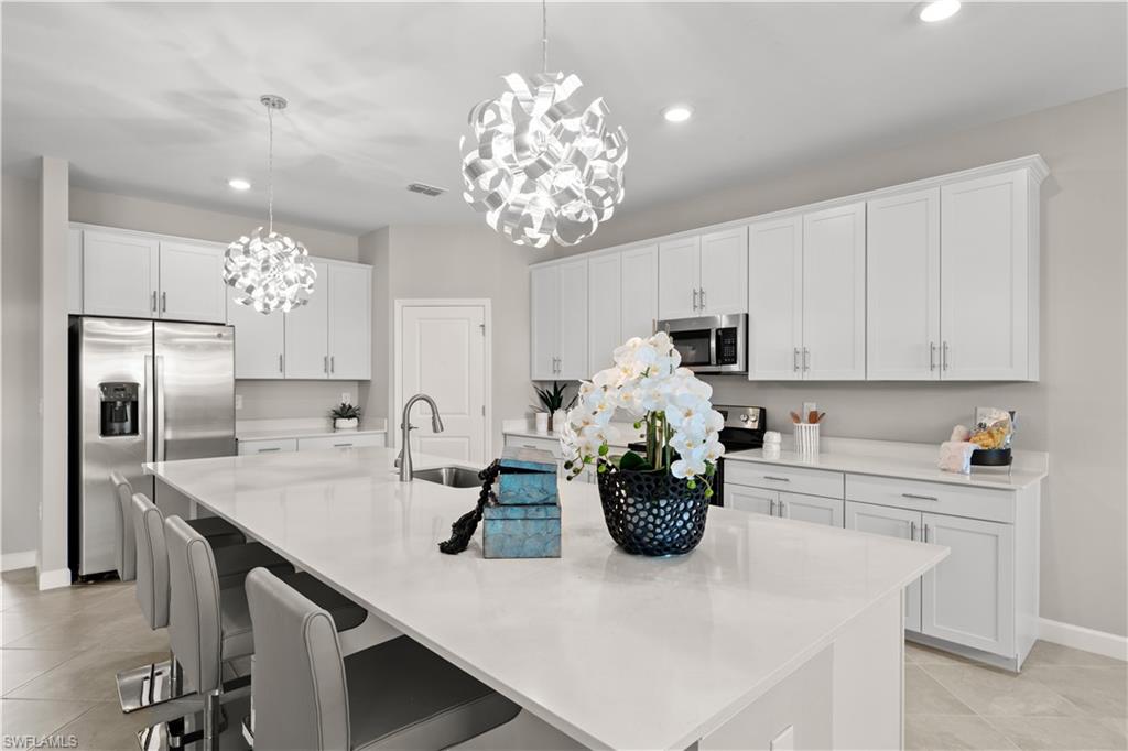 MAPLE POINT - Residential