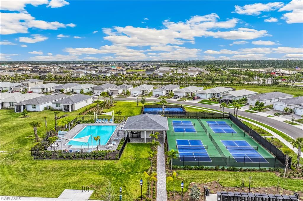 CRESCENT LAKES - Residential