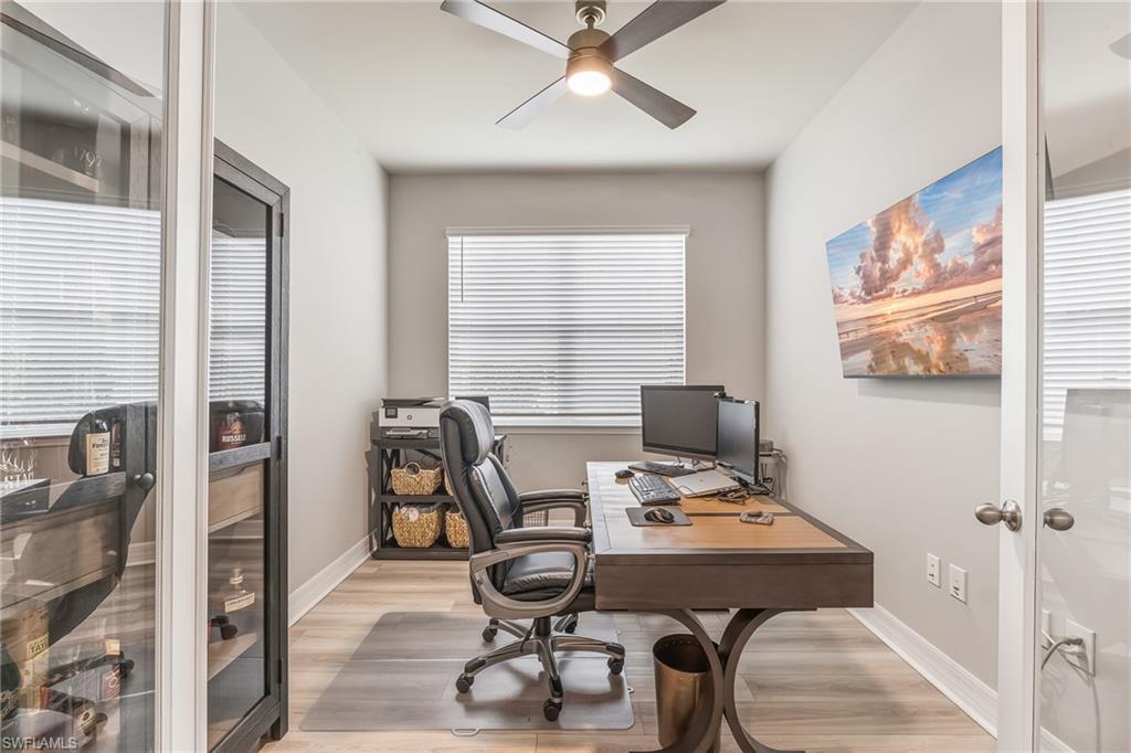 CRESCENT LAKES - Residential