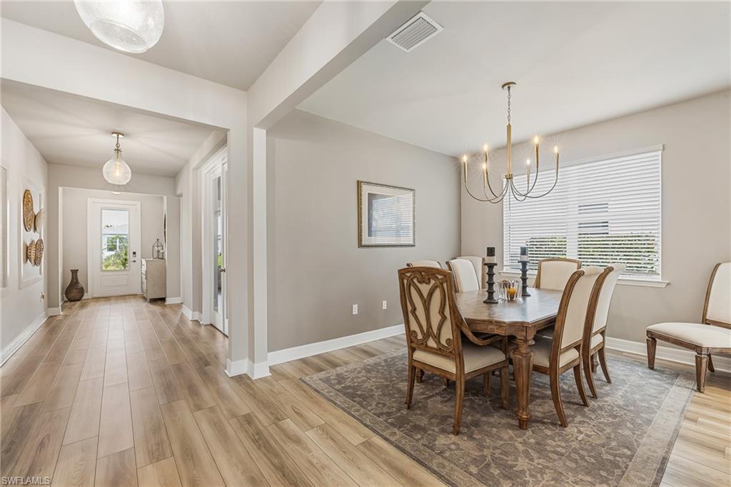 CRESCENT LAKES - Residential