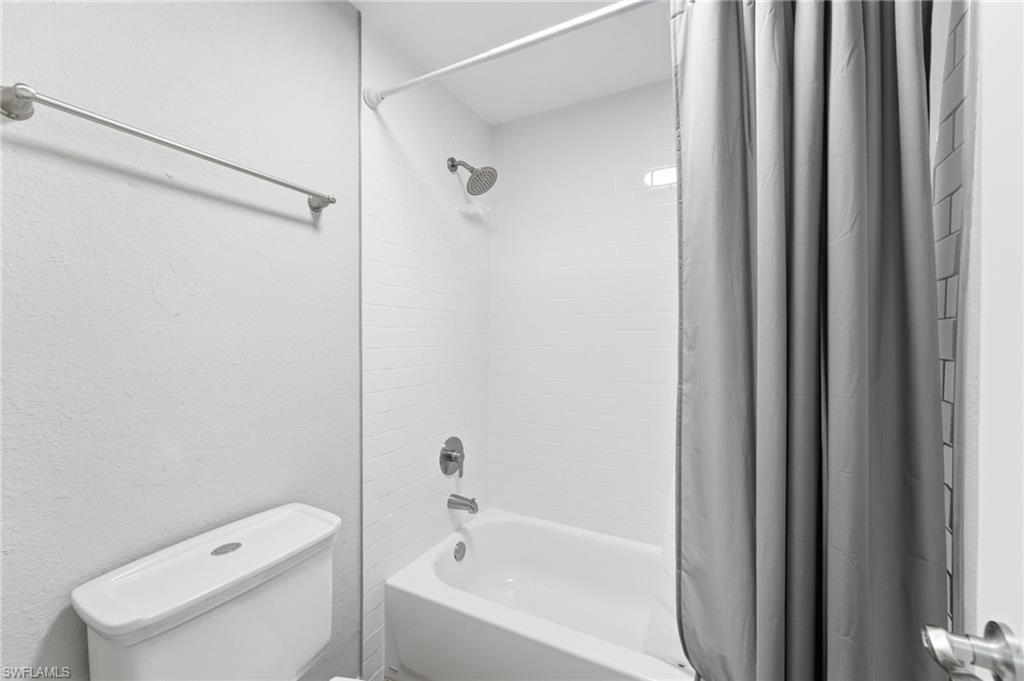 EDGEWATER VILLAGE - Residential