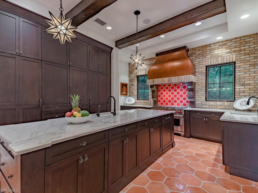 MOORINGS - Residential