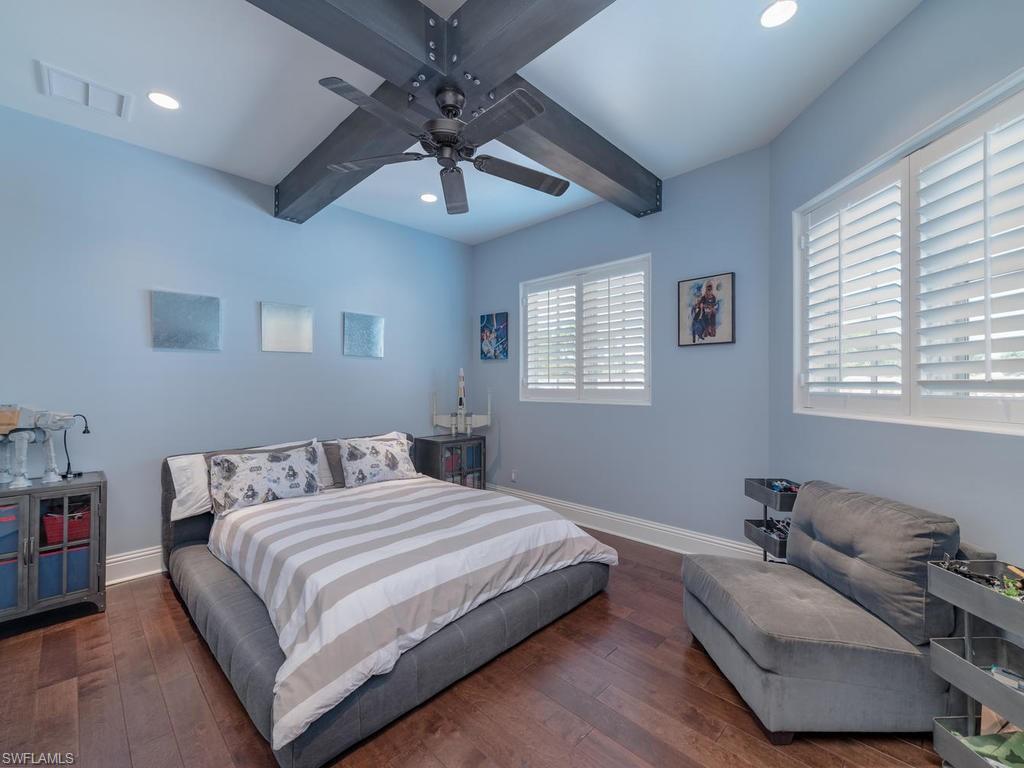 MOORINGS - Residential