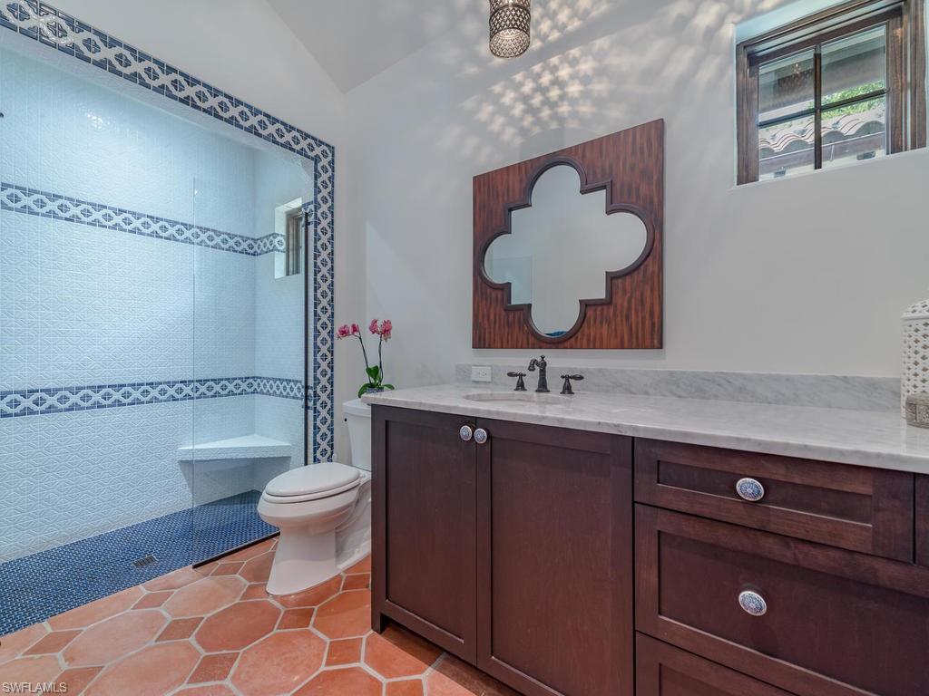 MOORINGS - Residential