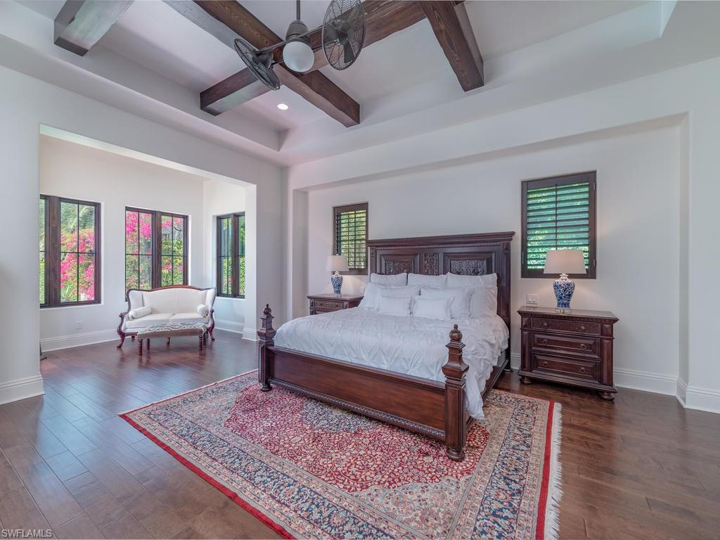 MOORINGS - Residential