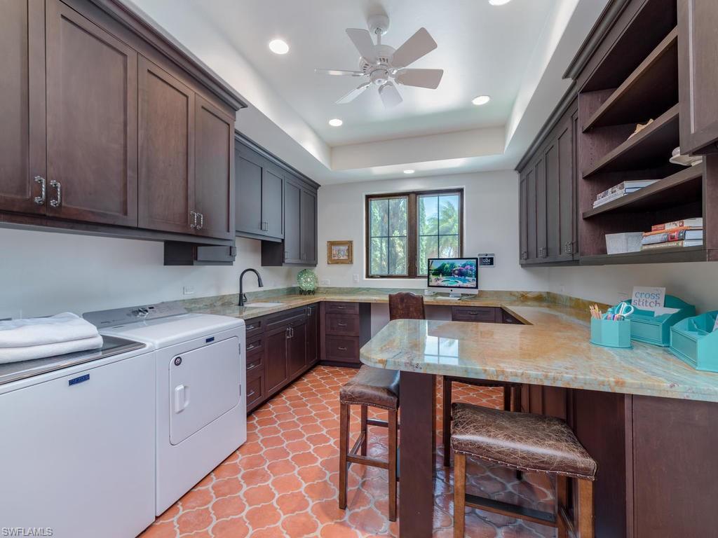 MOORINGS - Residential