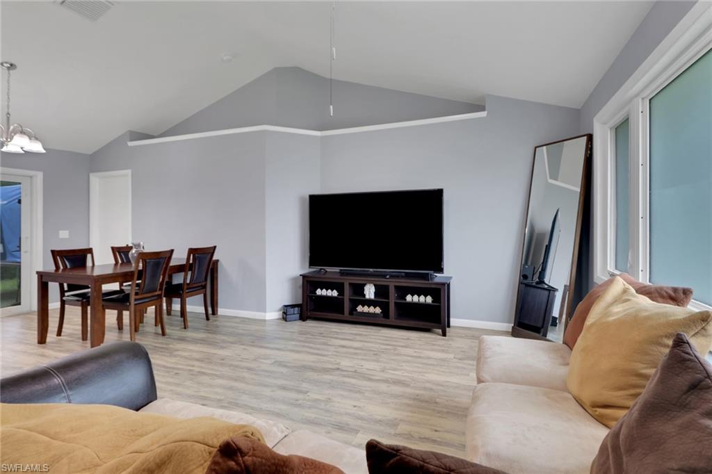 GOLDEN GATE ESTATES - Residential