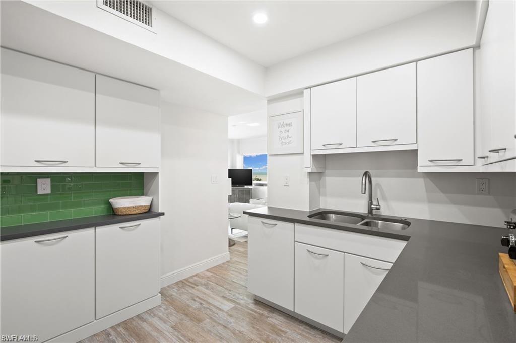 SUNSET HOUSE - Residential Lease