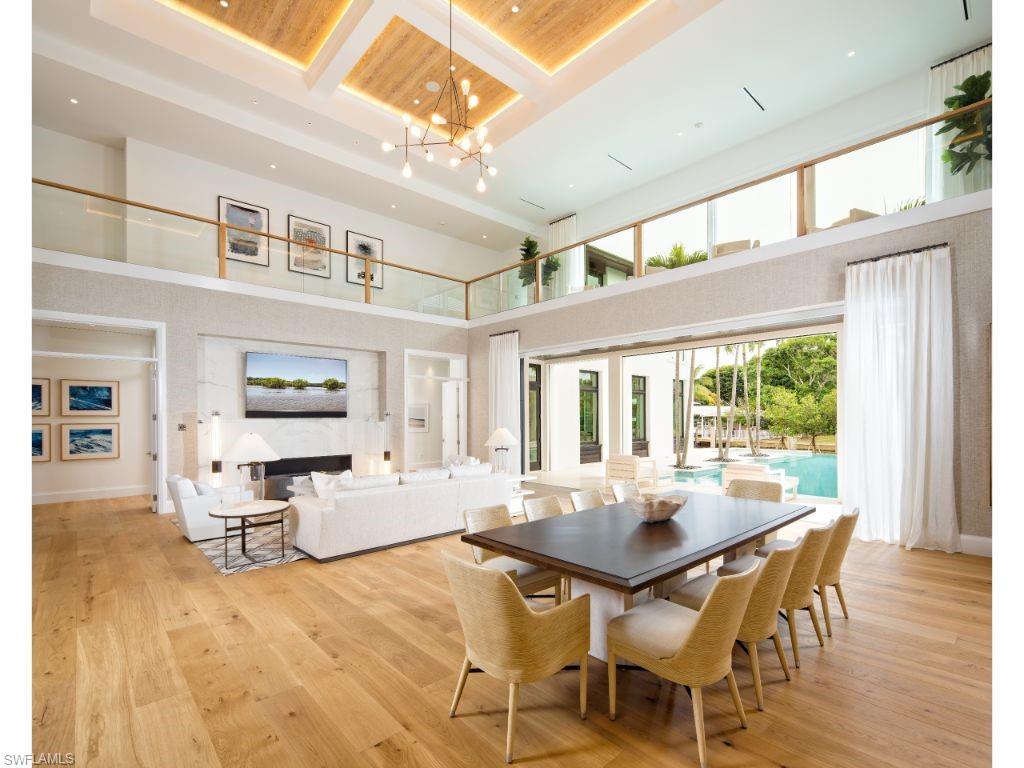 AQUALANE SHORES - Residential