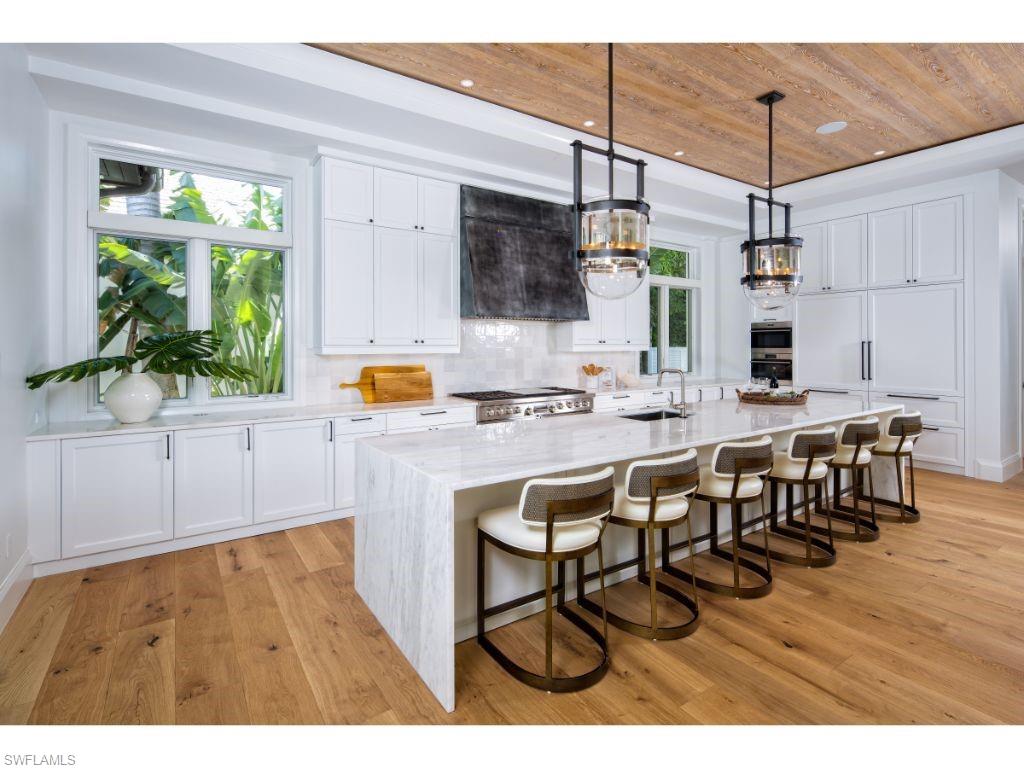 AQUALANE SHORES - Residential