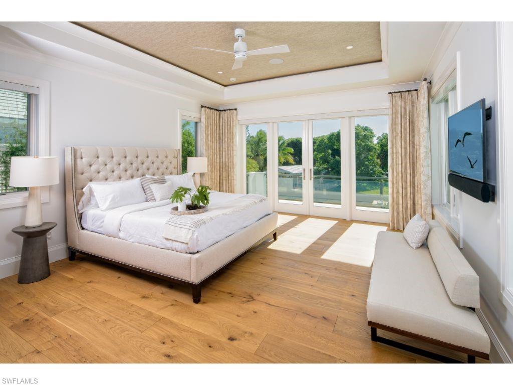 AQUALANE SHORES - Residential