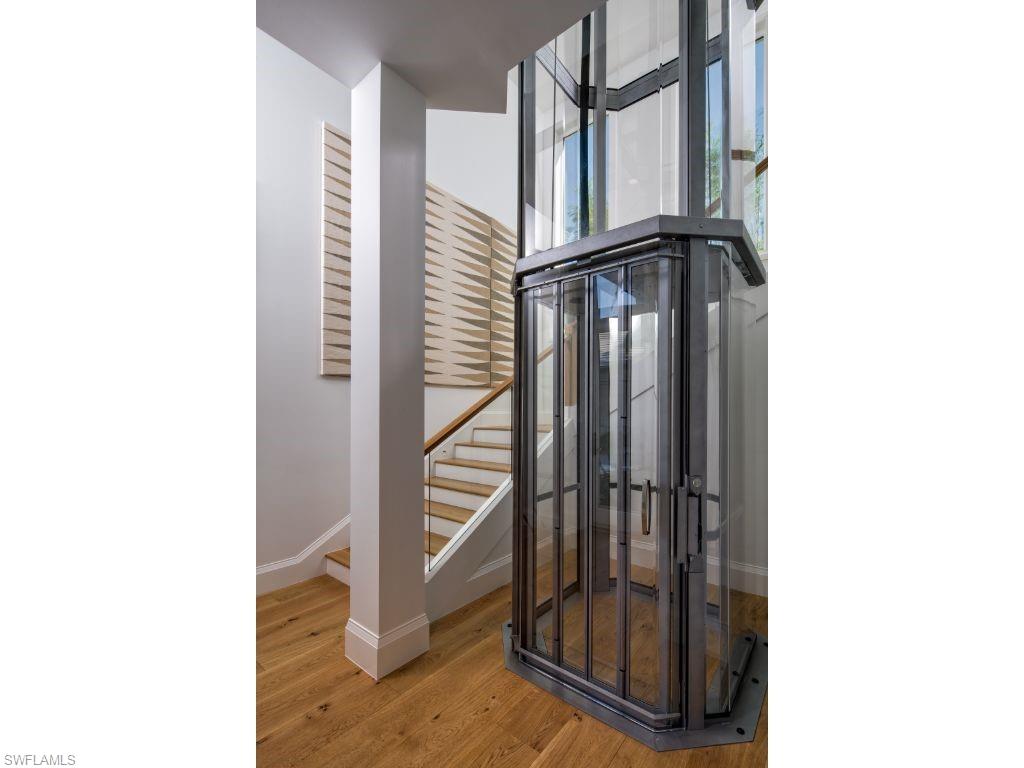 AQUALANE SHORES - Residential