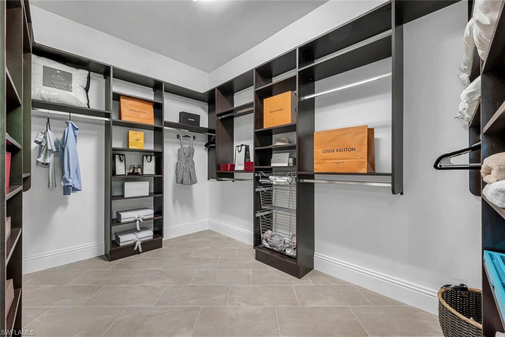 ESTATES AT GREY OAKS - Residential