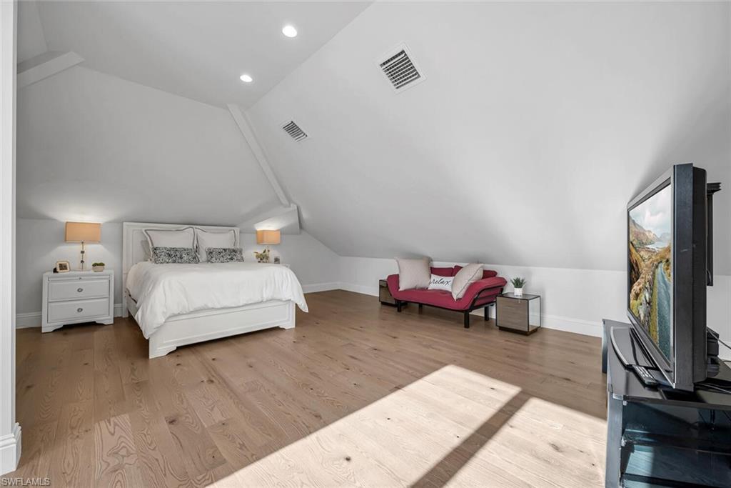 ESTATES AT GREY OAKS - Residential