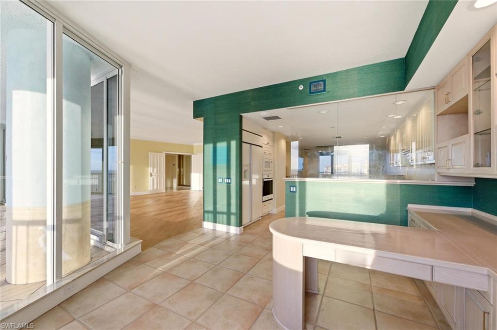 REMINGTON AT BAY COLONY - Residential