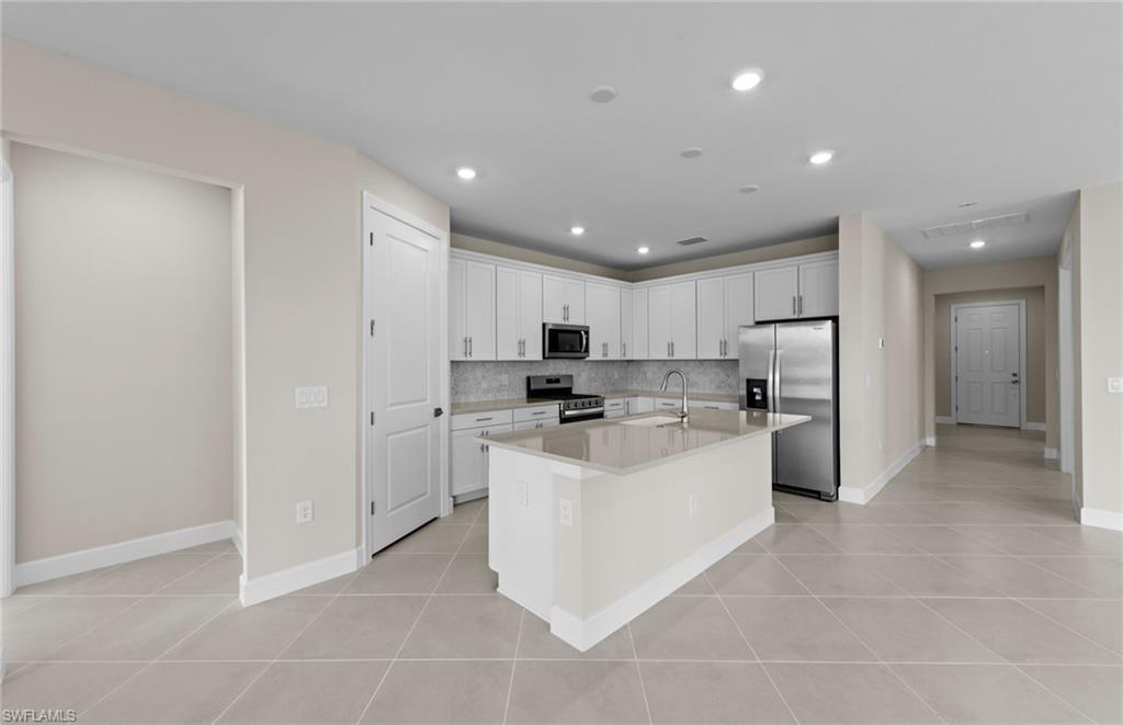 DEL WEBB OAK CREEK - Residential