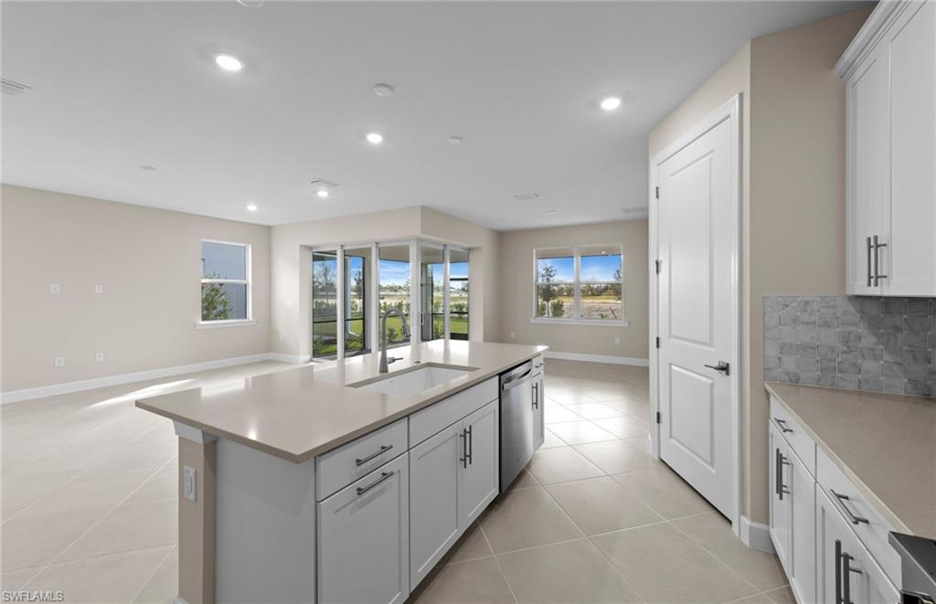 DEL WEBB OAK CREEK - Residential