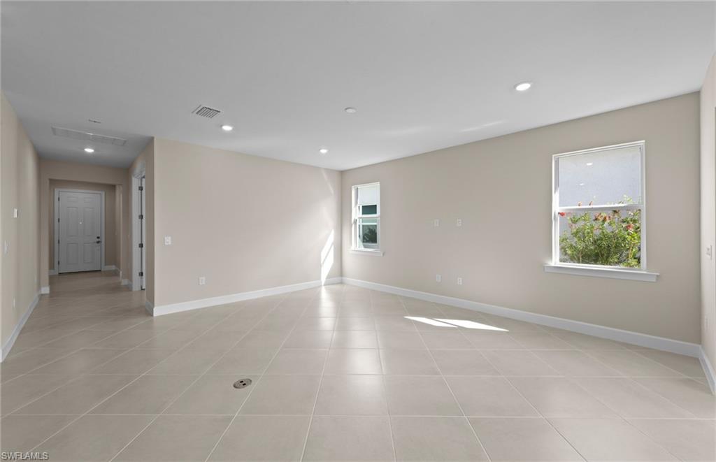 DEL WEBB OAK CREEK - Residential