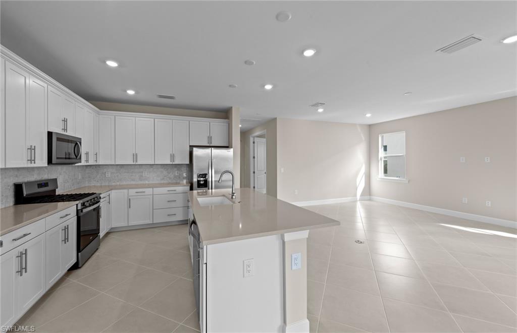 DEL WEBB OAK CREEK - Residential