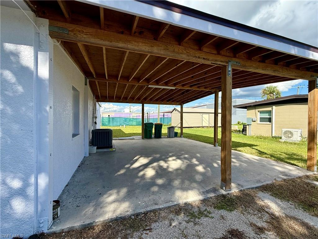 PORT CHARLOTTE - Residential