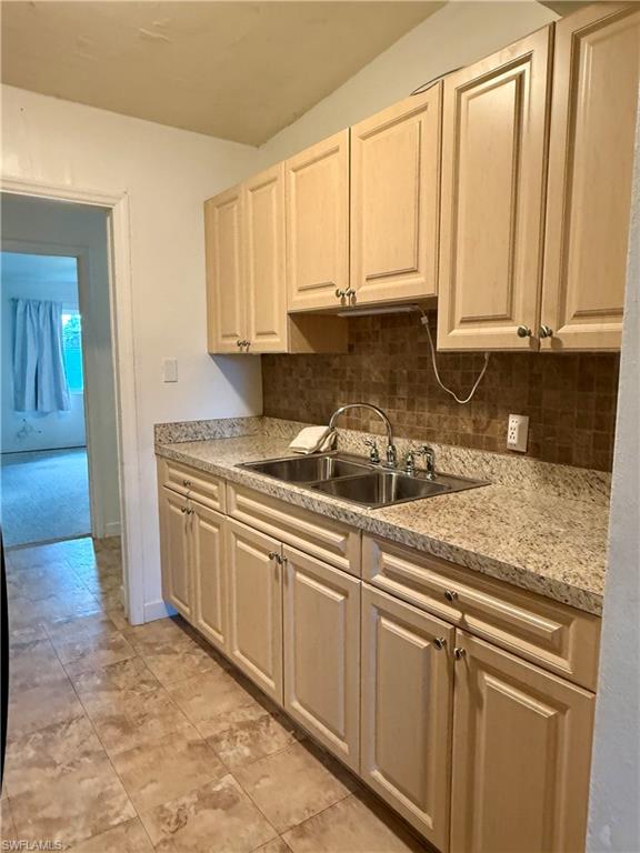 PORT CHARLOTTE - Residential