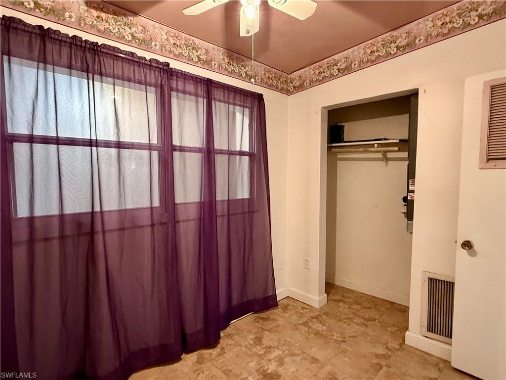 PORT CHARLOTTE - Residential