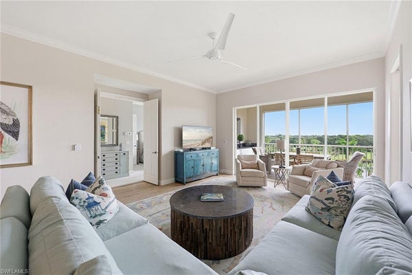 7687 PEBBLE CREEK CIR PH 502, NAPLES, FL 34108 - Image 6ef625f697a3fb1e48bb69a5e754599a/2014455821