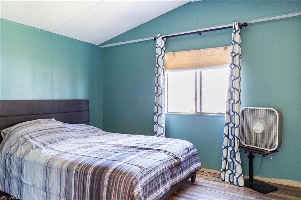 COCONUT GROVE - Residential