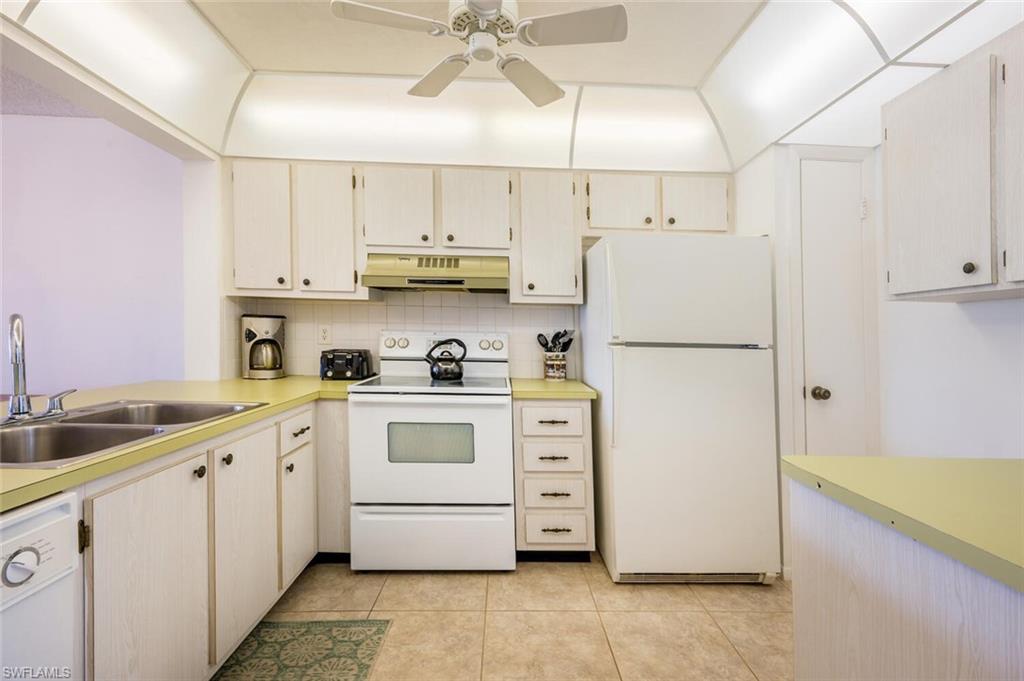 FOREST LAKES - Residential