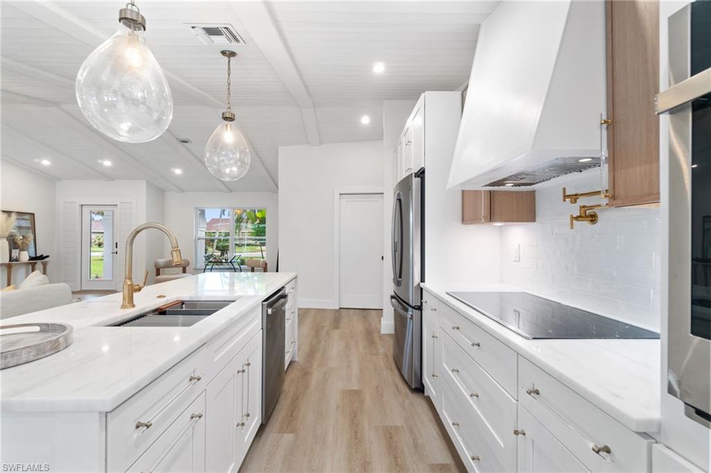 QUAIL CROSSING - Residential