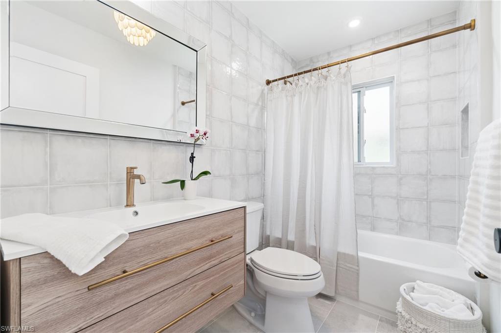 QUAIL CROSSING - Residential